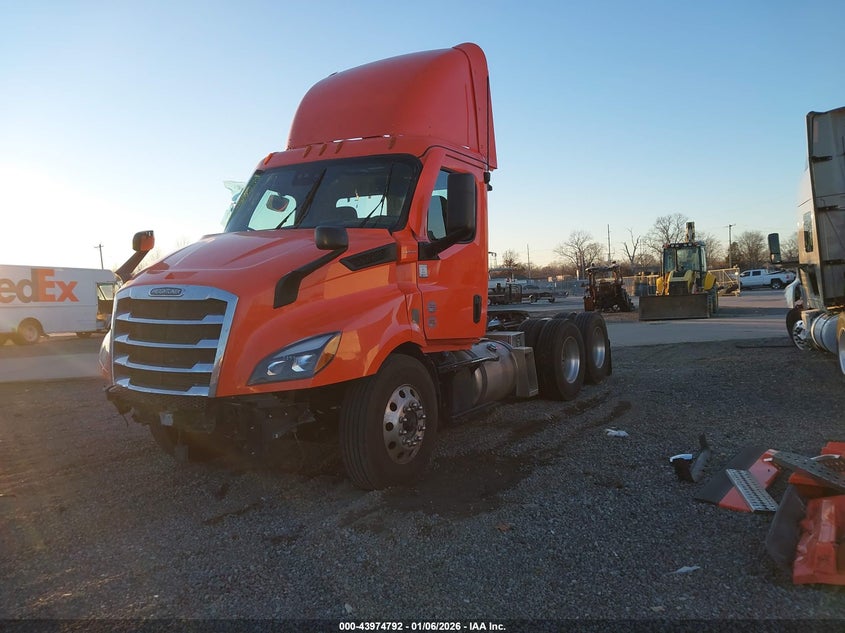 2026 FREIGHTLINER NEW CASCADIA 116 auction photo 2