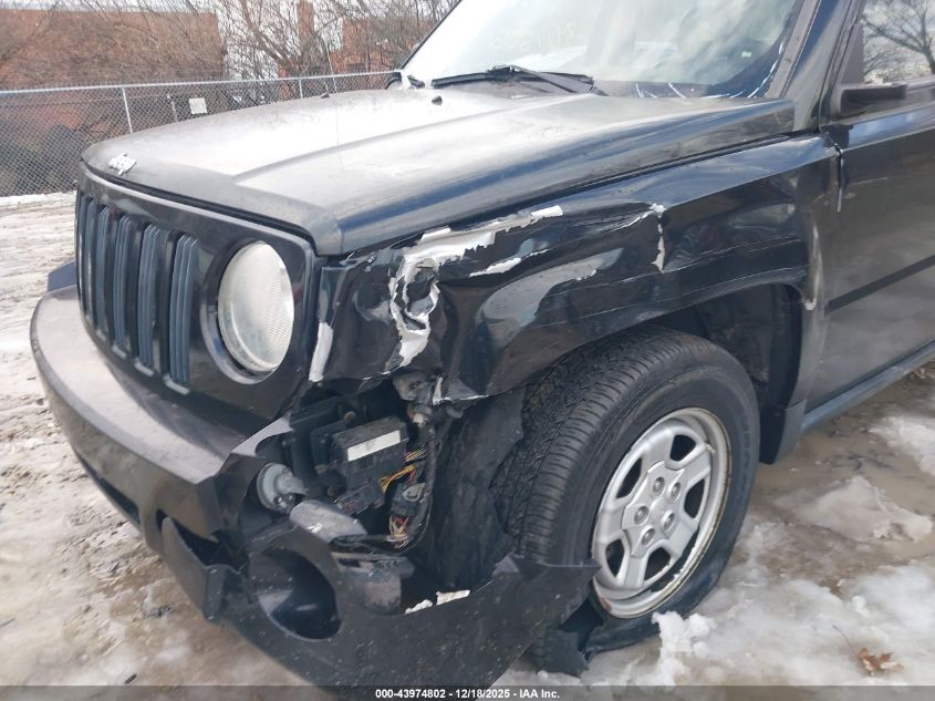 2008 Jeep Patriot Sport VIN: 1J8FT28058D785176 Lot: 43974802
