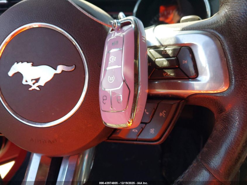 2016 Ford Mustang V6 VIN: 1FA6P8AM0G5280561 Lot: 43974805