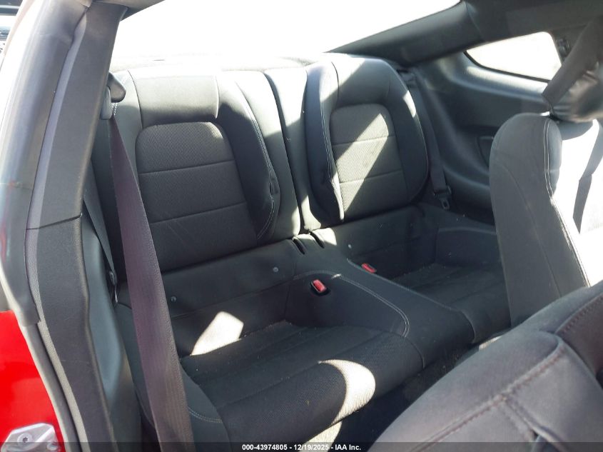 2016 Ford Mustang V6 VIN: 1FA6P8AM0G5280561 Lot: 43974805