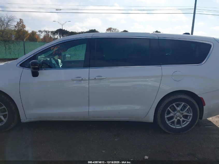 2026 Chrysler Pacifica Select VIN: 2C4RC1BG3TR186254 Lot: 43974813