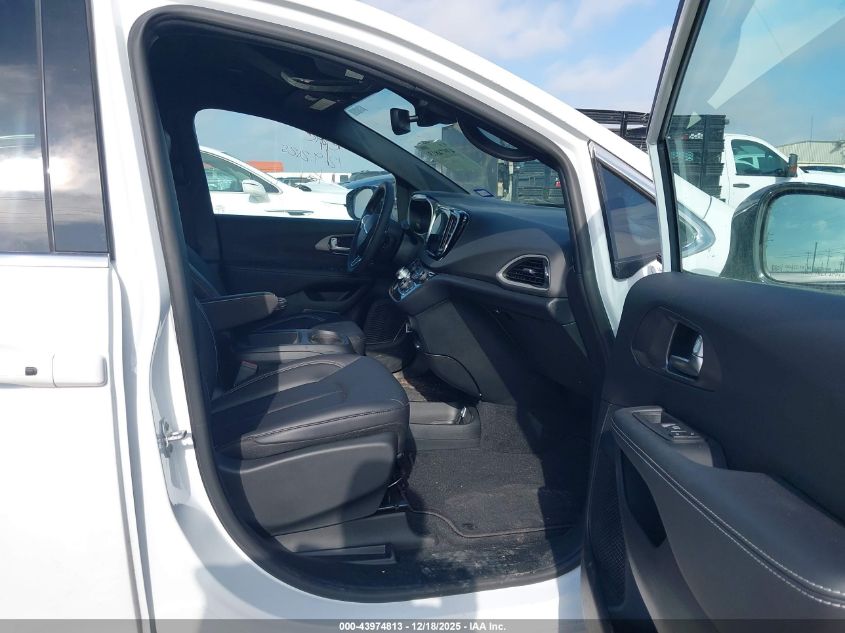 2026 Chrysler Pacifica - 2C4RC1BG3TR186254