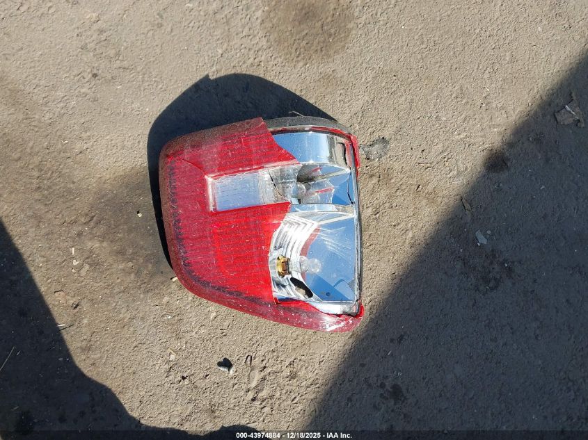 2007 Ford Explorer Sport Trac Xlt VIN: 1FMEU31K27UA25315 Lot: 43974884