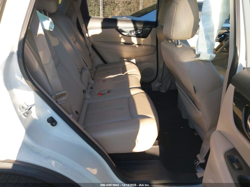 2017 Nissan Rogue Sl VIN: JN8AT2MV4HW262565 Lot: 43974942