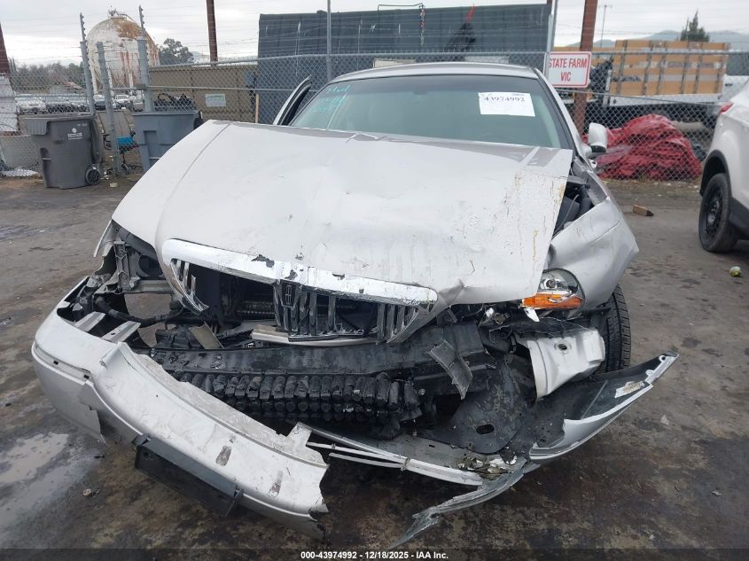 2010 Lincoln Town Car Signature Limited VIN: 2LNBL8CV2AX628016 Lot: 43974992