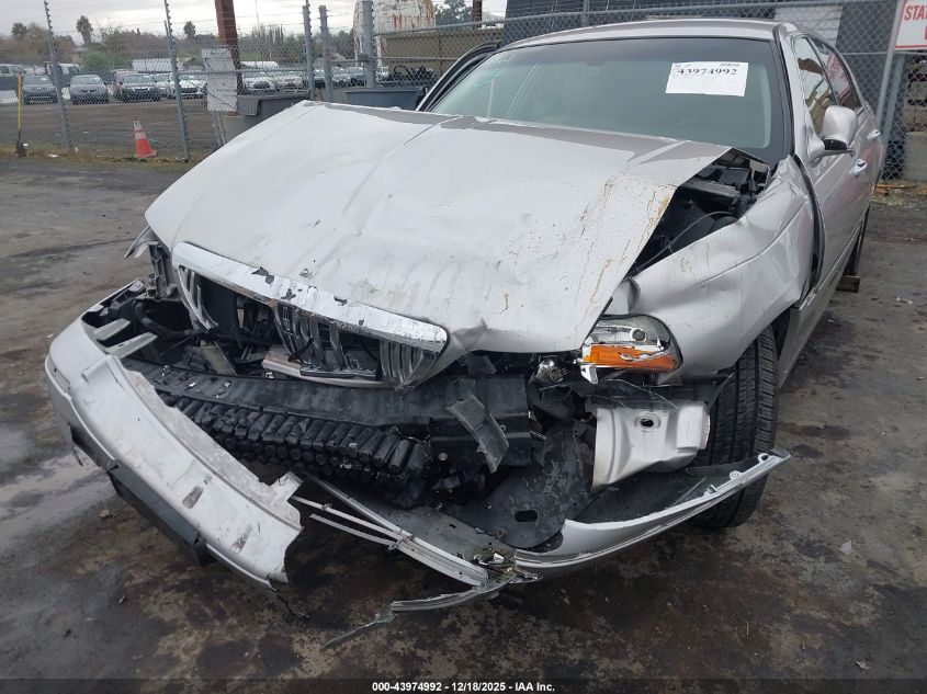 2010 Lincoln Town Car Signature Limited VIN: 2LNBL8CV2AX628016 Lot: 43974992