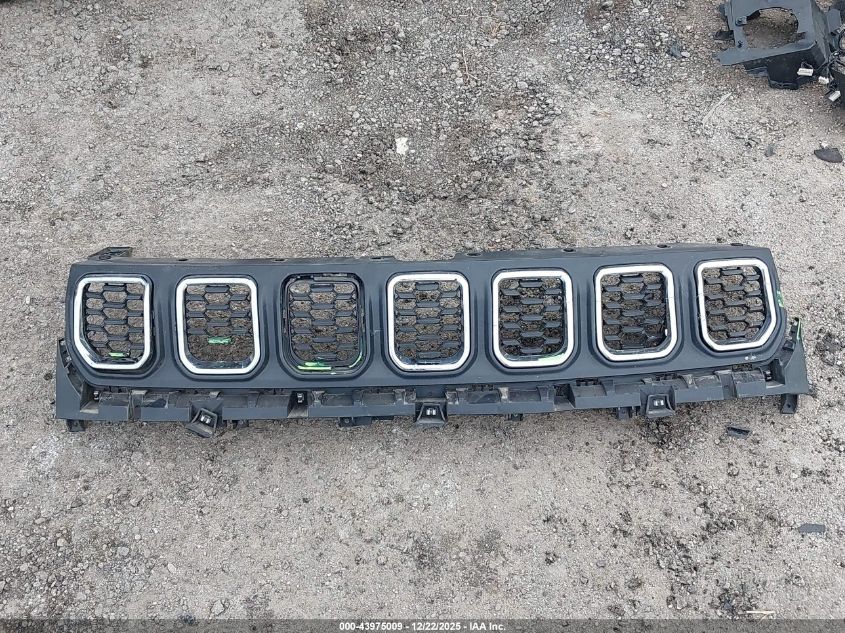 2025 Jeep Compass Latitude 4X4 VIN: 3C4NJDBN5ST515388 Lot: 43975009