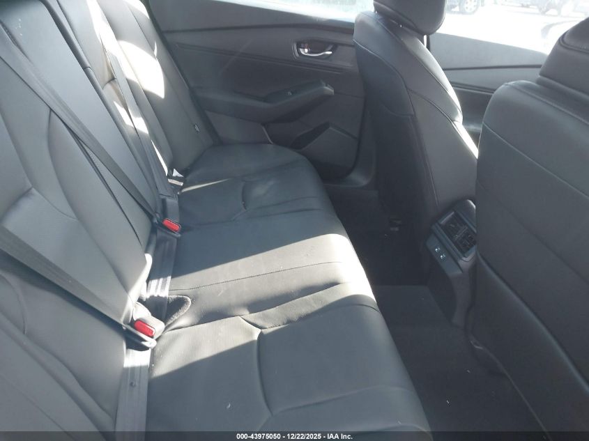 2025 Honda Accord Hybrid Sport-L VIN: 1HGCY2F78SA043084 Lot: 43975050