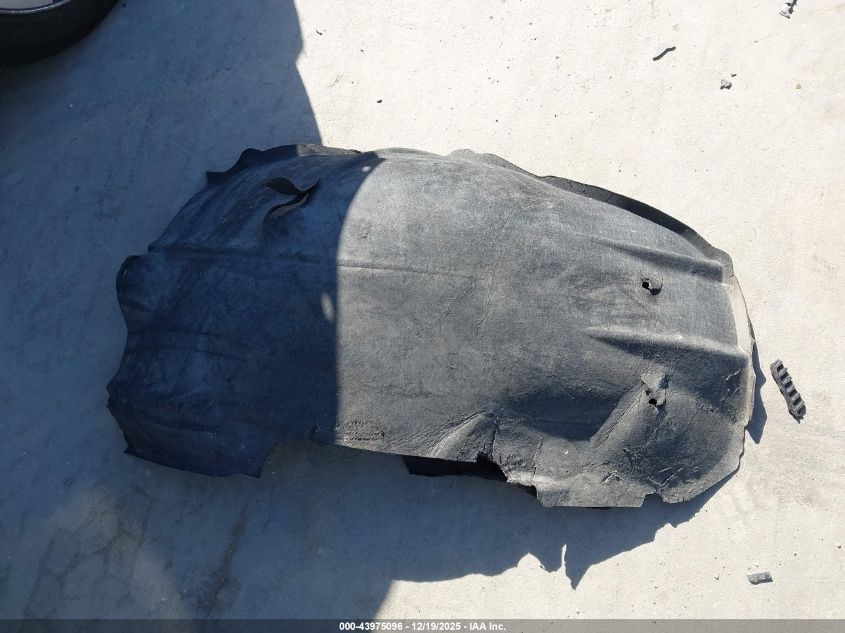 2024 GMC Sierra 1500 4Wd Short Box Denali VIN: 3GTUUGED6RG407727 Lot: 43975096