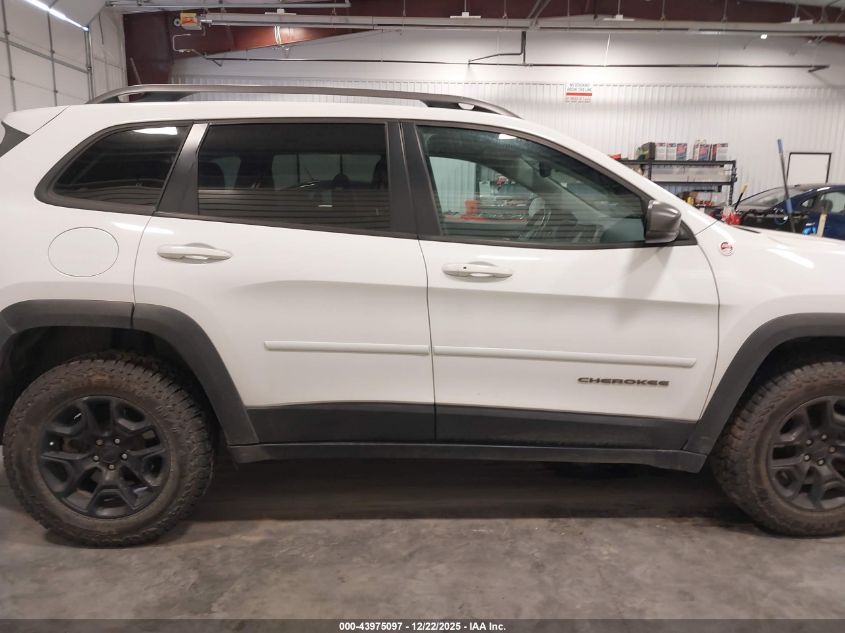 2019 Jeep Cherokee Trailhawk 4X4 VIN: 1C4PJMBNXKD228157 Lot: 43975097