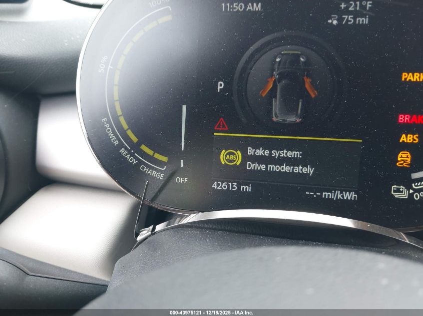 2021 Mini Se Hardtop Cooper VIN: WMWXP3C06M2N25708 Lot: 43975121