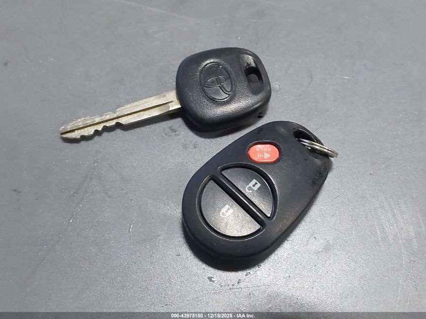 2010 Toyota Tundra Grade 5.7L V8 VIN: 5TFUY5F1XAX157325 Lot: 43975150