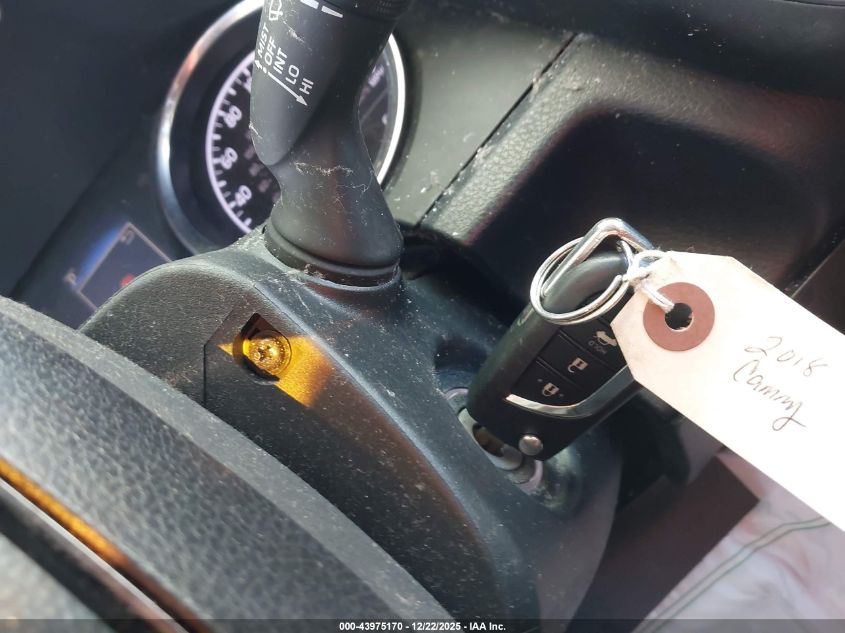 2018 Toyota Camry Le VIN: 4T1B11HK4JU533279 Lot: 43975170