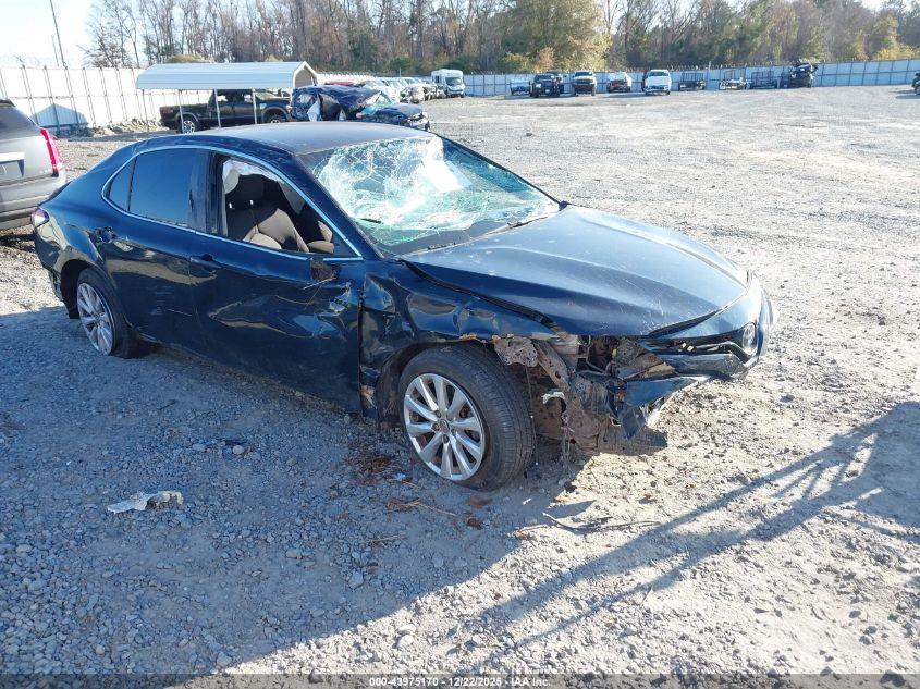 2018 Toyota Camry Le VIN: 4T1B11HK4JU533279 Lot: 43975170