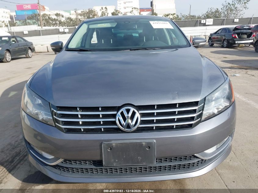 2014 Volkswagen Passat 1.8T Sel Premium VIN: 1VWCT7A33EC044132 Lot: 43975183