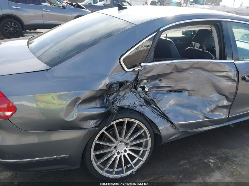 2014 Volkswagen Passat 1.8T Sel Premium VIN: 1VWCT7A33EC044132 Lot: 43975183