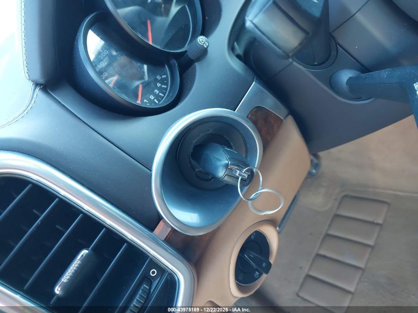 2011 Porsche Cayenne S VIN: WP1AB2A21BLA52022 Lot: 43975189