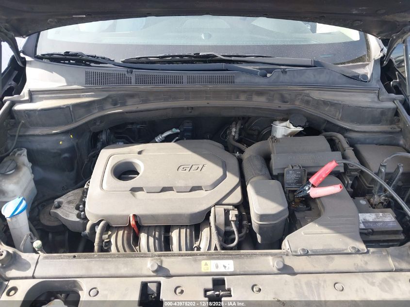 2018 Hyundai Santa Fe Sport 2.4L VIN: 5XYZU3LB9JG517996 Lot: 43975202