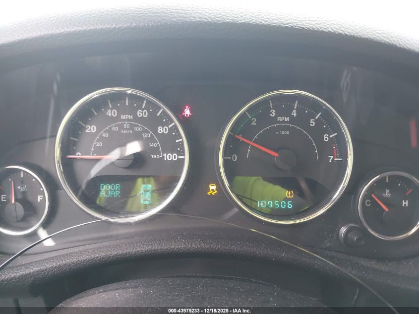 2014 Jeep Wrangler Unlimited Sport VIN: 1C4BJWDG3EL183867 Lot: 43975233