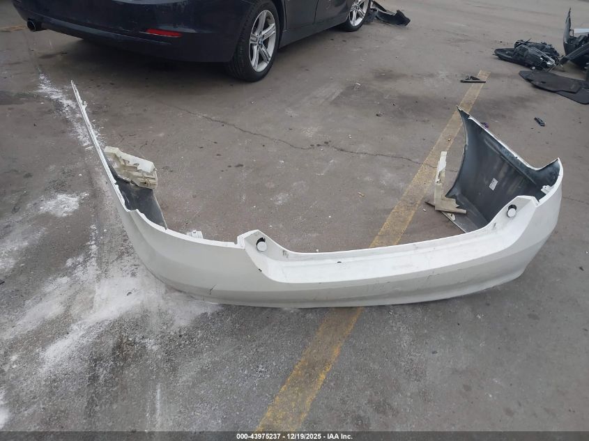 2017 Toyota Camry Xle VIN: 4T1BF1FK4HU728040 Lot: 43975237