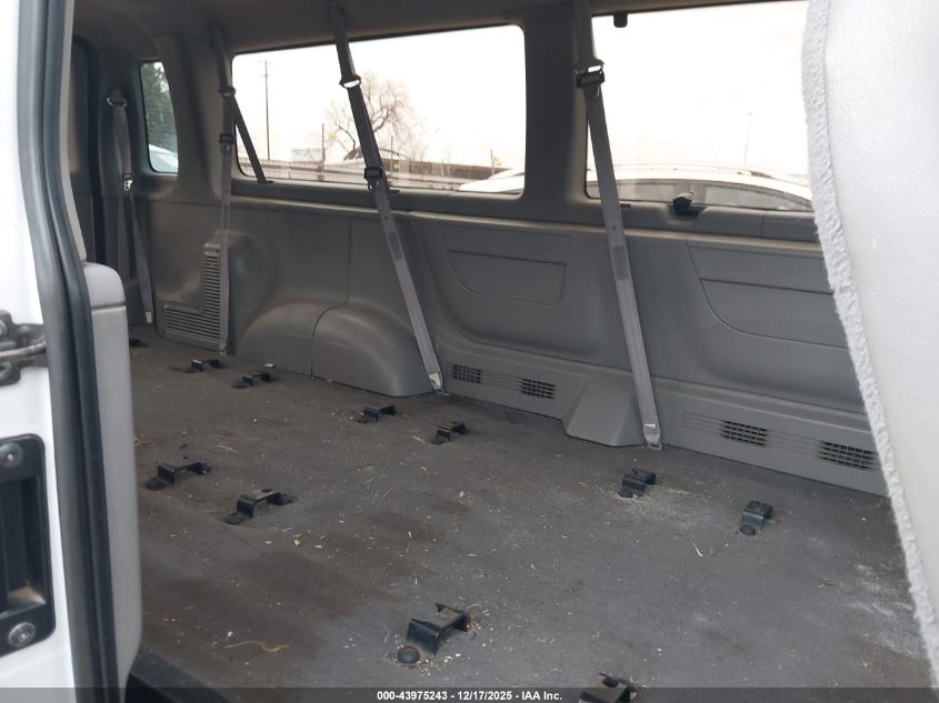 1997 Ford Club Wagon Xl/Xlt VIN: 1FBJS31L9VHC12367 Lot: 43975243