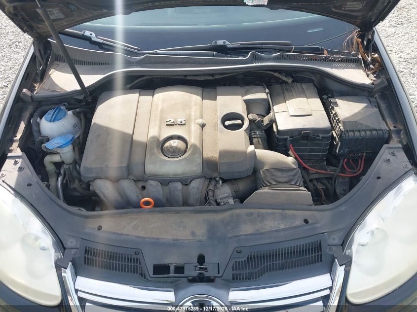 2008 Volkswagen Jetta Se/Sel VIN: 3VWRZ71K28M177113 Lot: 43975289