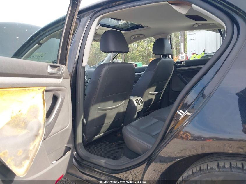 2008 Volkswagen Jetta Se/Sel VIN: 3VWRZ71K28M177113 Lot: 43975289