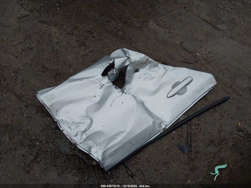 2021 Toyota Corolla Le VIN: 5YFEPMAE1MP263242 Lot: 43975319