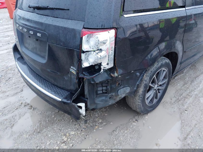 2017 Dodge Grand Caravan Sxt VIN: 2C4RDGCG5HR731604 Lot: 43975326