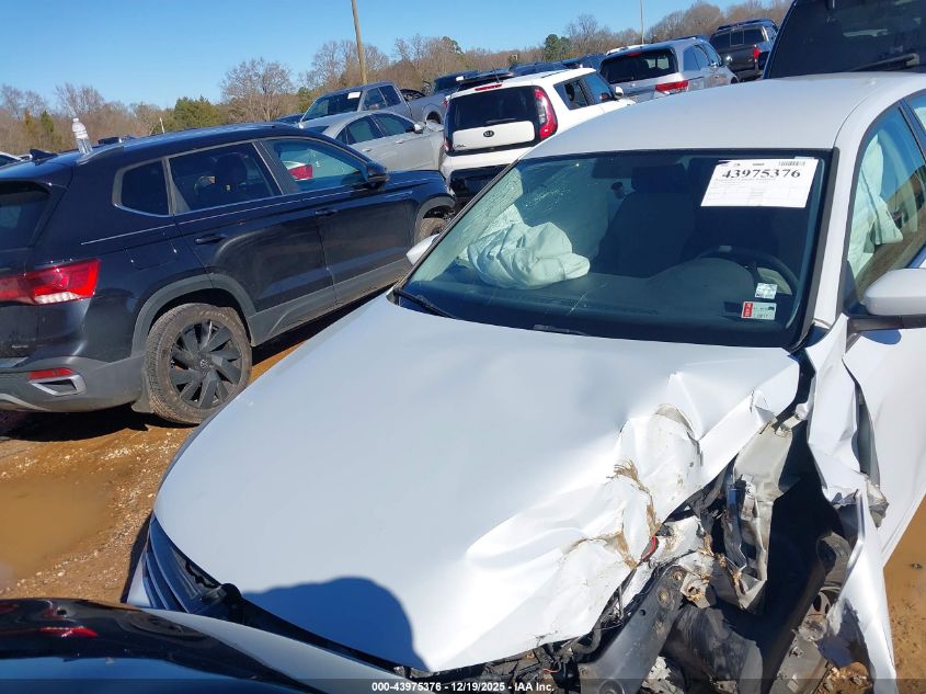 2017 Volkswagen Jetta 1.4T S VIN: 3VW2B7AJ7HM405720 Lot: 43975376