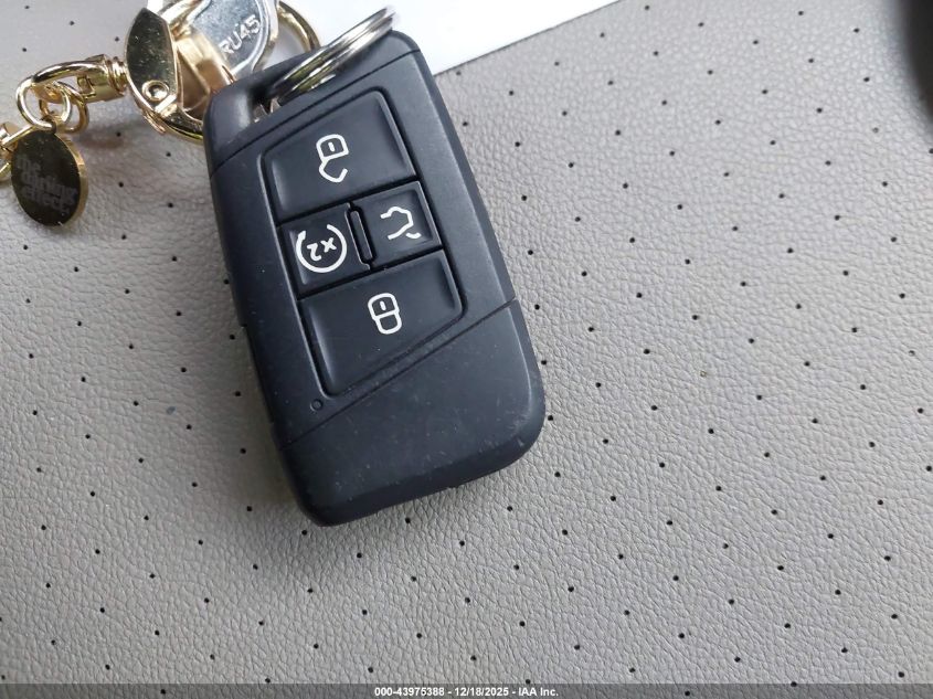 2019 Volkswagen Atlas 3.6L V6 Sel VIN: 1V2MR2CAXKC581093 Lot: 43975388