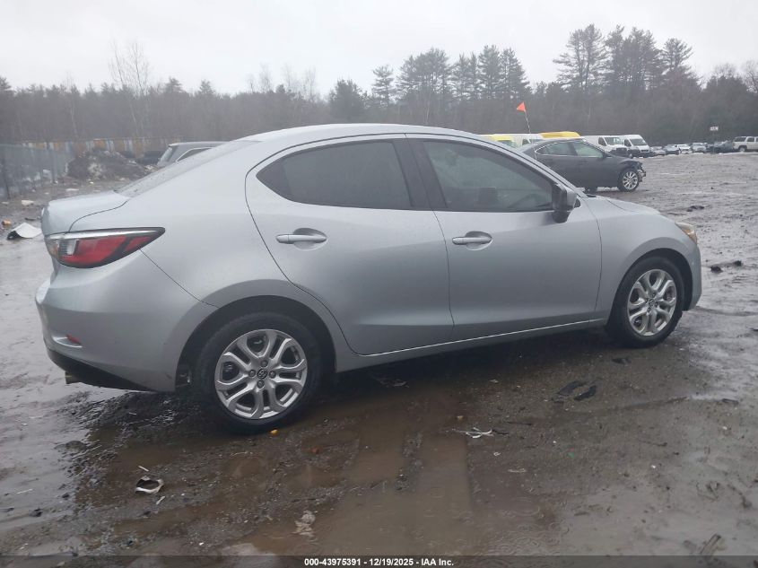 2017 Toyota Yaris Ia VIN: 3MYDLBYV0HY172617 Lot: 43975391