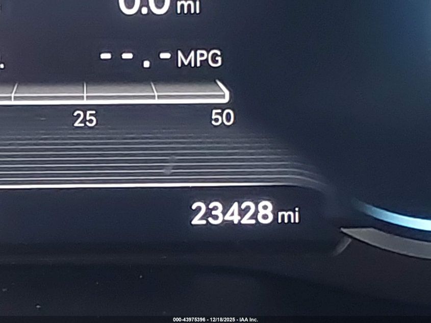 2023 Genesis G70 3.3T Awd VIN: KMTG54TE2PU104752 Lot: 43975396