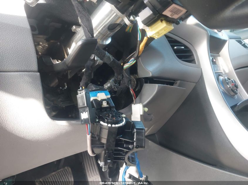 2013 Hyundai Elantra Gls/Limited VIN: KMHDH4AE3DU491282 Lot: 43975410