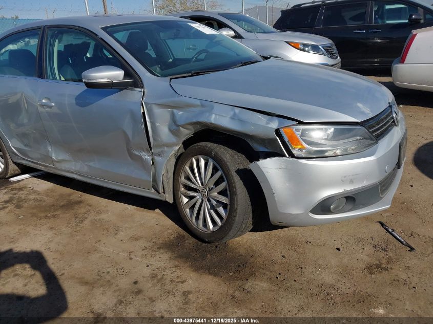 2011 Volkswagen Jetta 2.5L Sel VIN: 3VWLZ7AJ7BM307780 Lot: 43975441