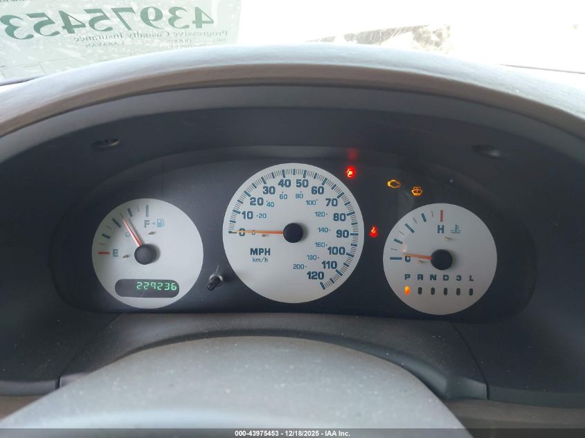 2003 Dodge Caravan Se VIN: 1D4GP25343B197453 Lot: 43975453