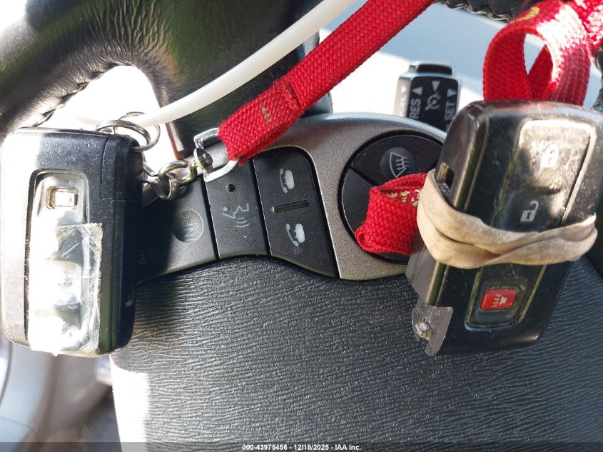 2008 Toyota Prius VIN: JTDKB20U383358530 Lot: 43975456