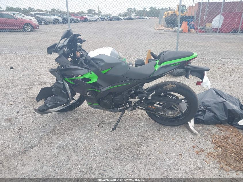 2019 Kawasaki Ex400 VIN: JKAEXKG16KDA32410 Lot: 43975470
