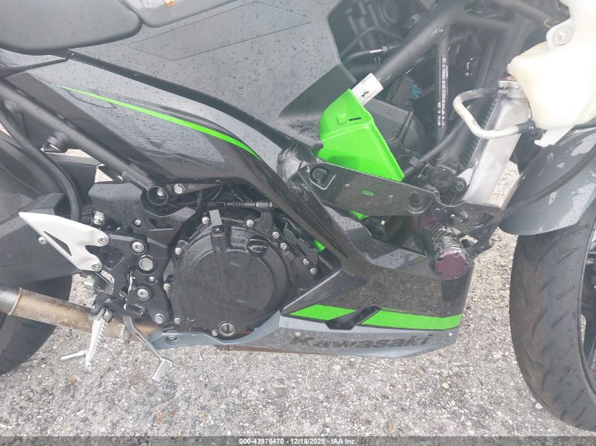 2019 Kawasaki Ex400 VIN: JKAEXKG16KDA32410 Lot: 43975470