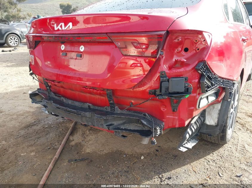 2024 Kia Forte Lxs VIN: 3KPF24AD5RE741634 Lot: 43975485