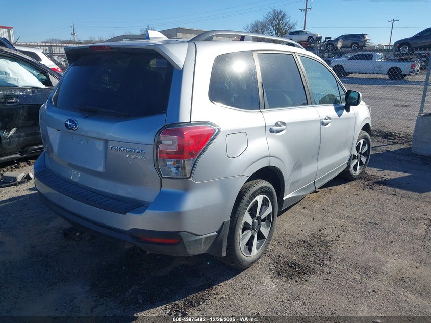 2017 SUBARU FORESTER auction photo 4