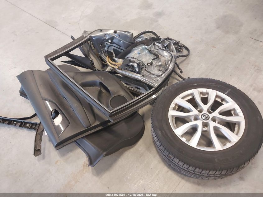 2018 Nissan Rogue Sv VIN: KNMAT2MT4JP590675 Lot: 43975507