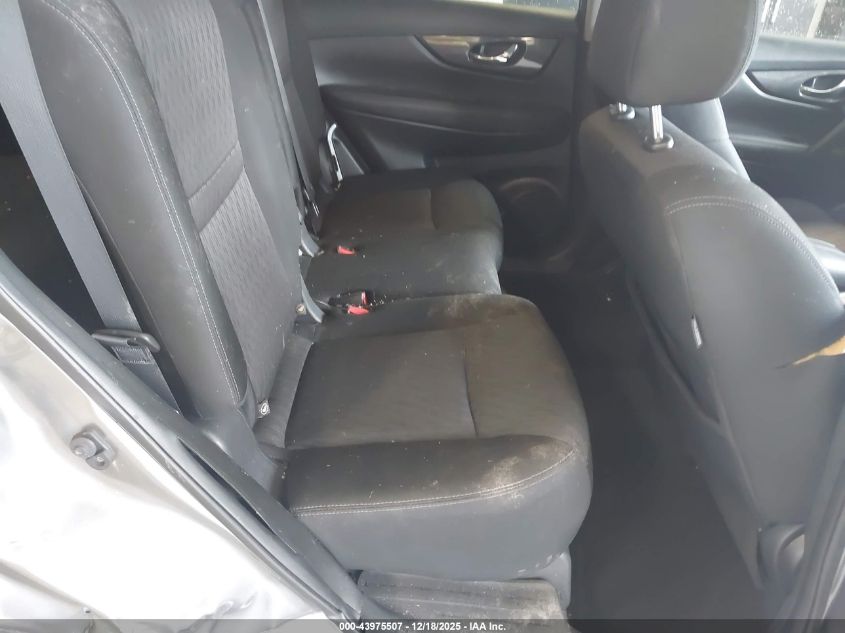 2018 Nissan Rogue Sv VIN: KNMAT2MT4JP590675 Lot: 43975507