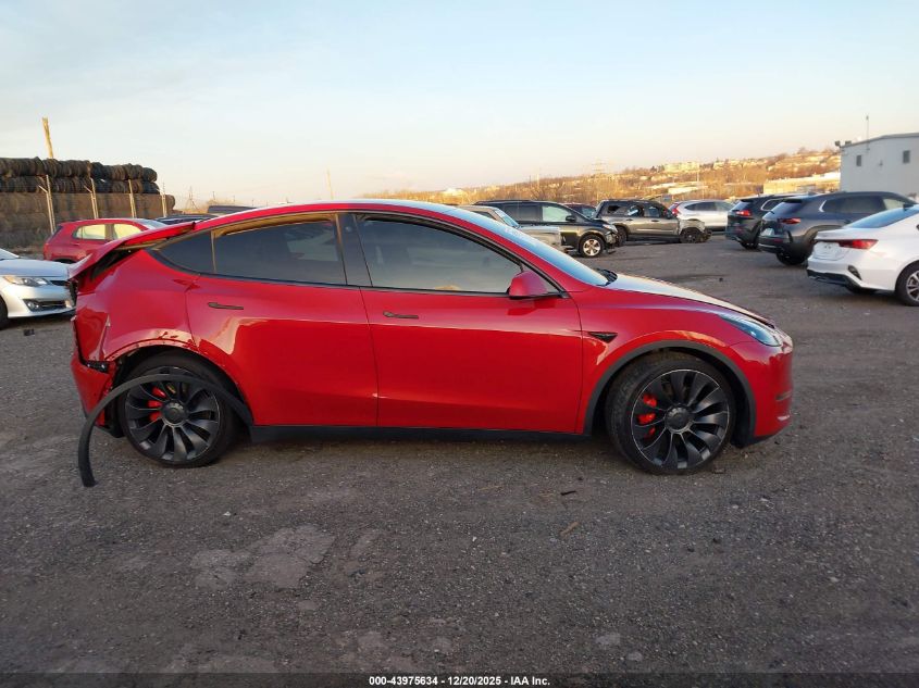 2022 Tesla Model Y Performance Dual Motor All-Wheel Drive VIN: 7SAYGDEF3NF465208 Lot: 43975634