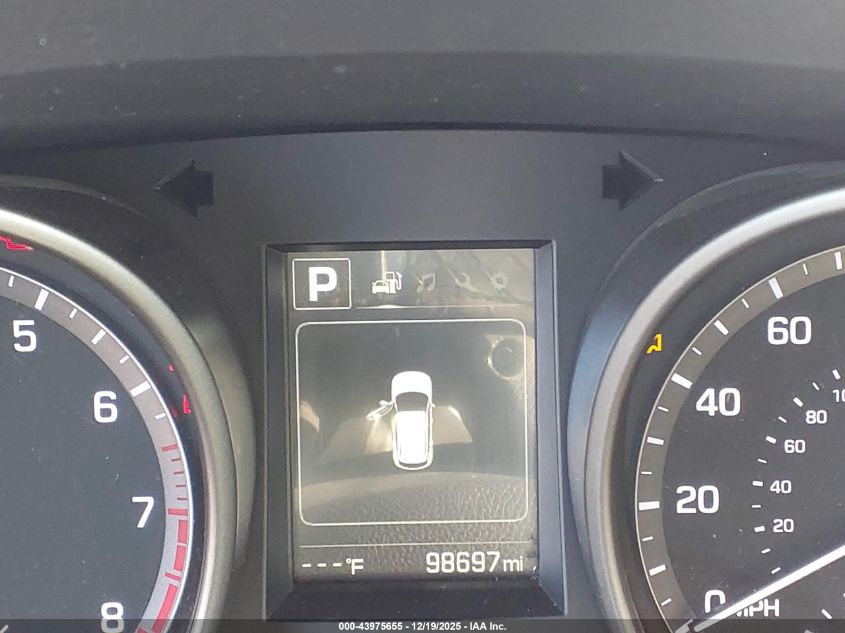 2017 Hyundai Santa Fe Se VIN: KM8SM4HF4HU221520 Lot: 43975655