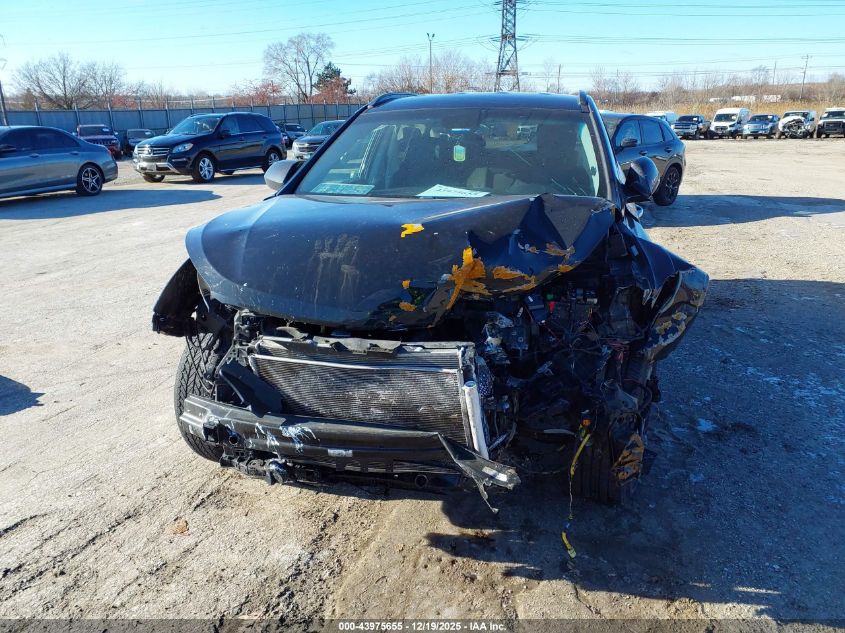 2017 Hyundai Santa Fe Se VIN: KM8SM4HF4HU221520 Lot: 43975655