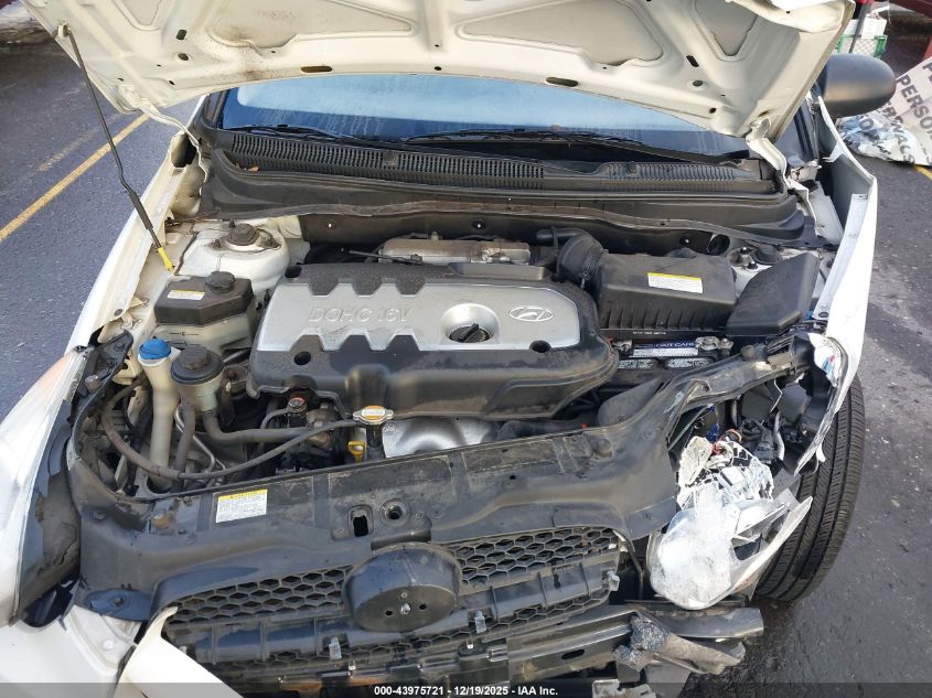 2007 Hyundai Accent Gs VIN: KMHCM36C17U015660 Lot: 43975721