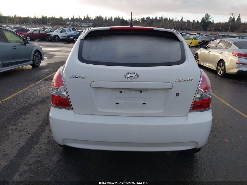 2007 Hyundai Accent Gs VIN: KMHCM36C17U015660 Lot: 43975721