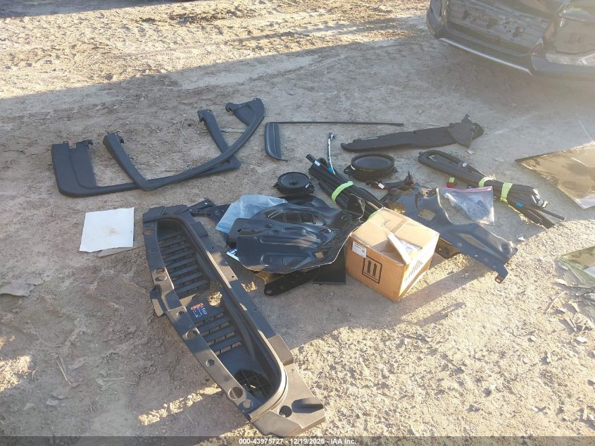 2025 Chevrolet Silverado 1500 4Wd Short Bed Rst VIN: 1GCUKEED0SZ273457 Lot: 43975727