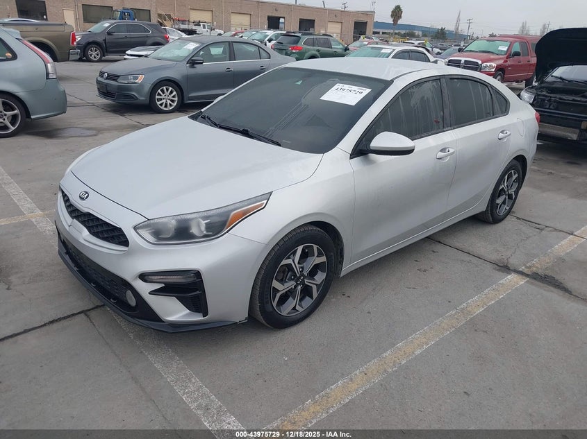 3KPF24AD7KE045105 2019 KIA FORTE photo no. 2